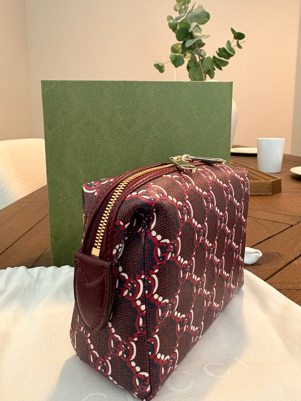 Gucci GG Supreme Shadow Toiletry Pouch Rosso Ancora Red