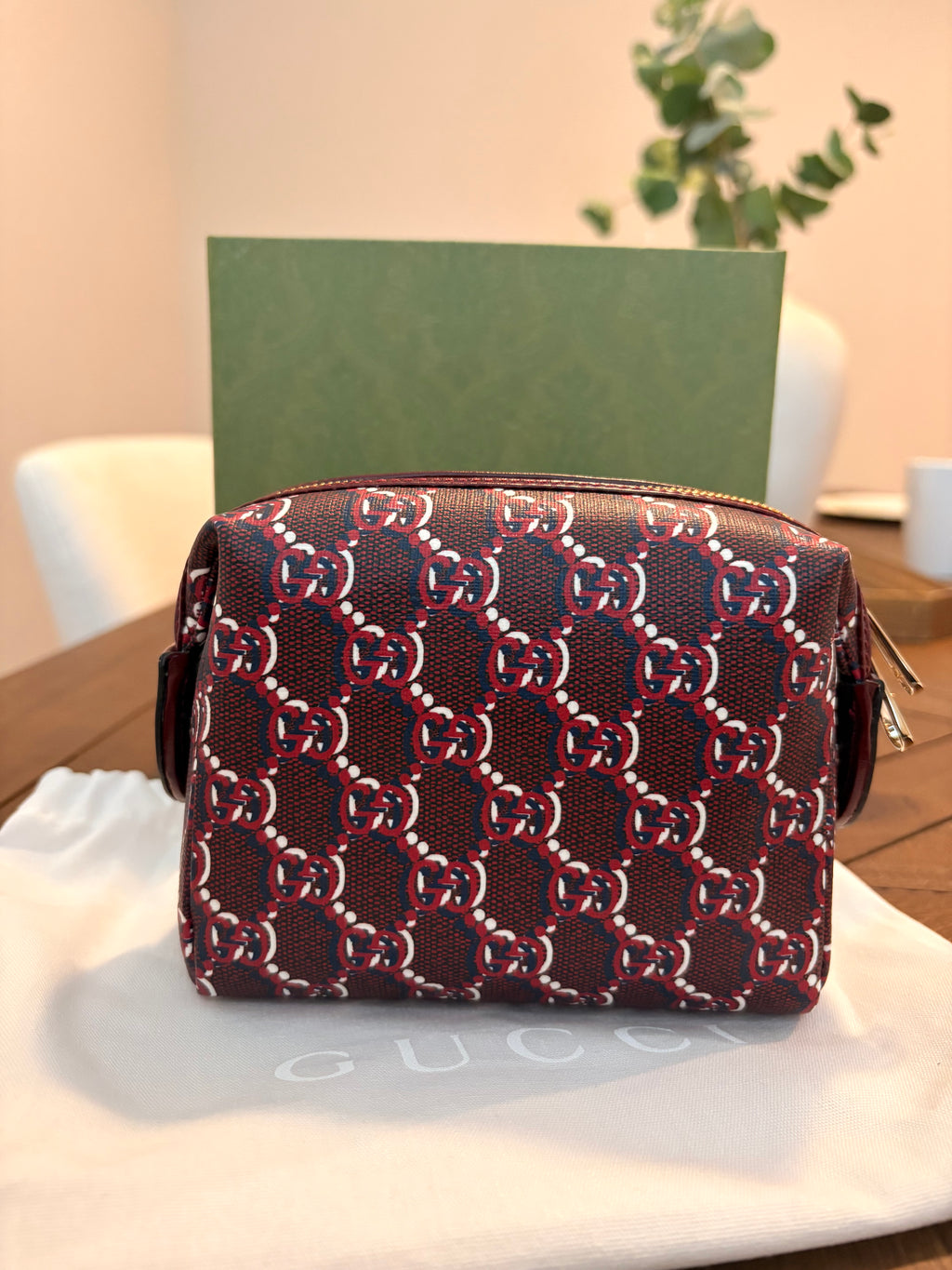 Gucci GG Supreme Shadow Toiletry Pouch Rosso Ancora Red